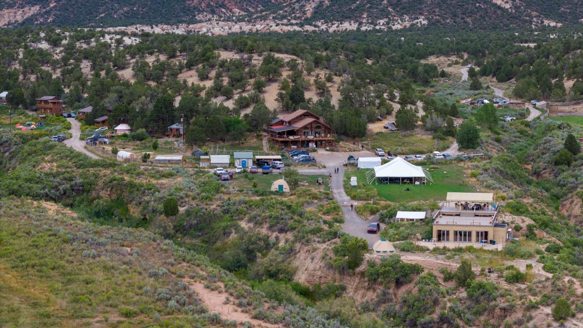 Boulder Mountain Guest Ranch Villa ภายนอก รูปภาพ