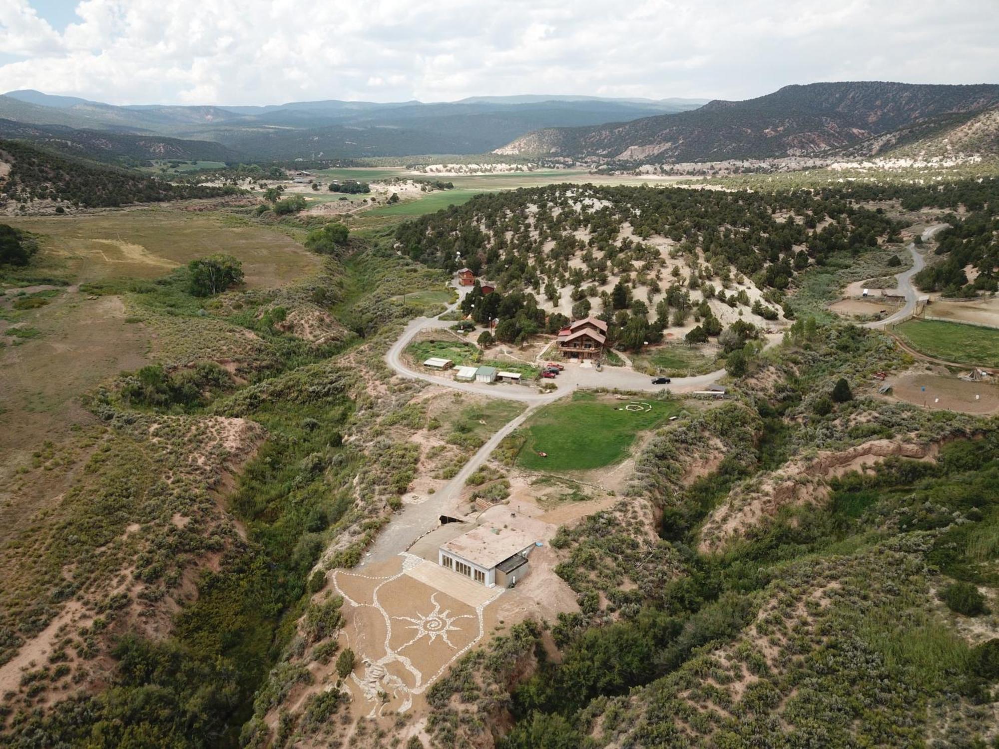 Boulder Mountain Guest Ranch Villa ภายนอก รูปภาพ