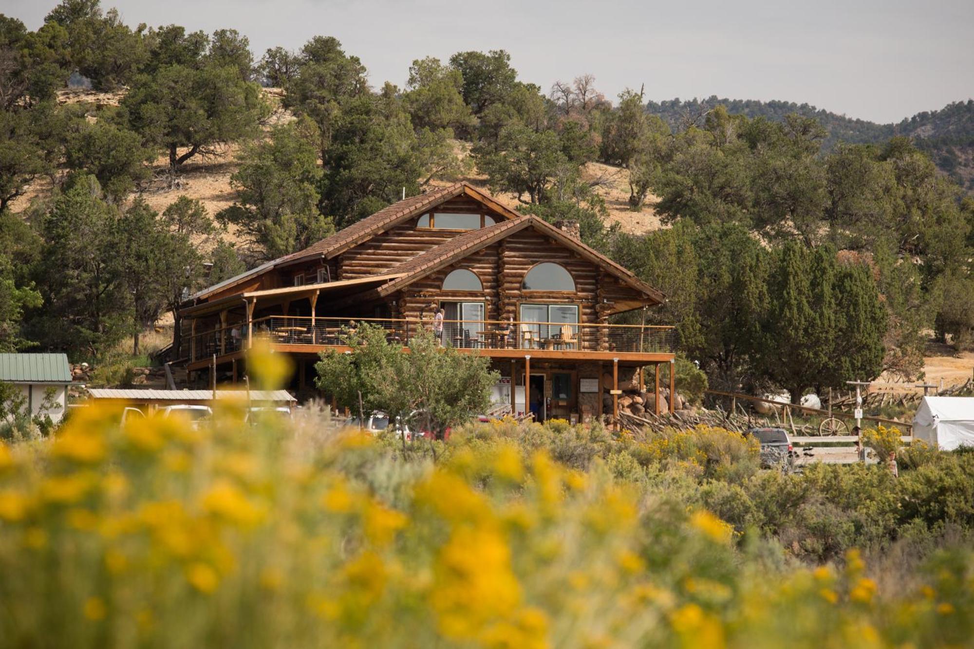 Boulder Mountain Guest Ranch Villa ภายนอก รูปภาพ